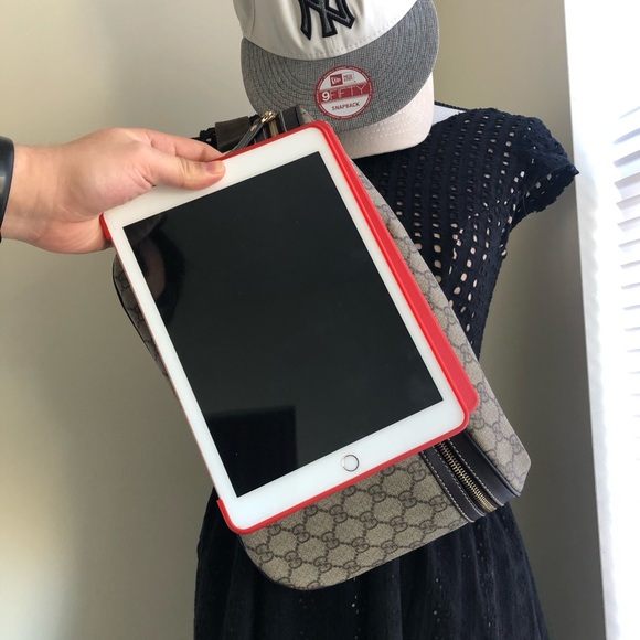 Large Gucci Funny bag - Picture 5 of 9